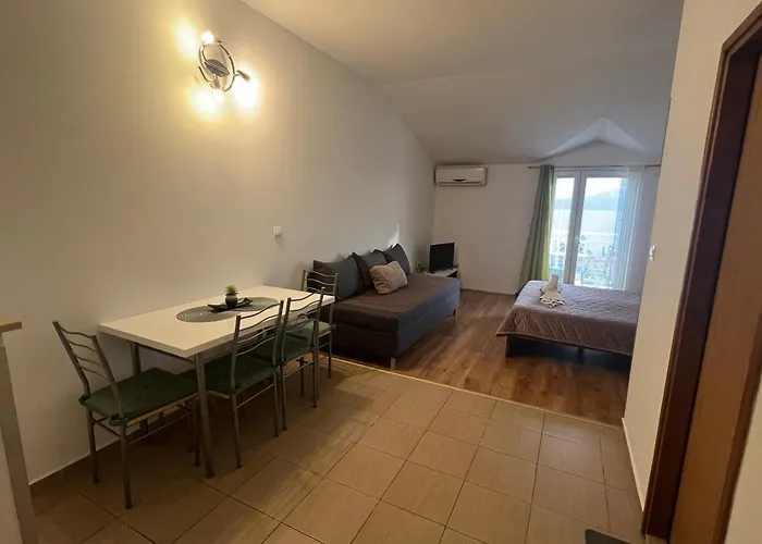 Apartments Mateljak