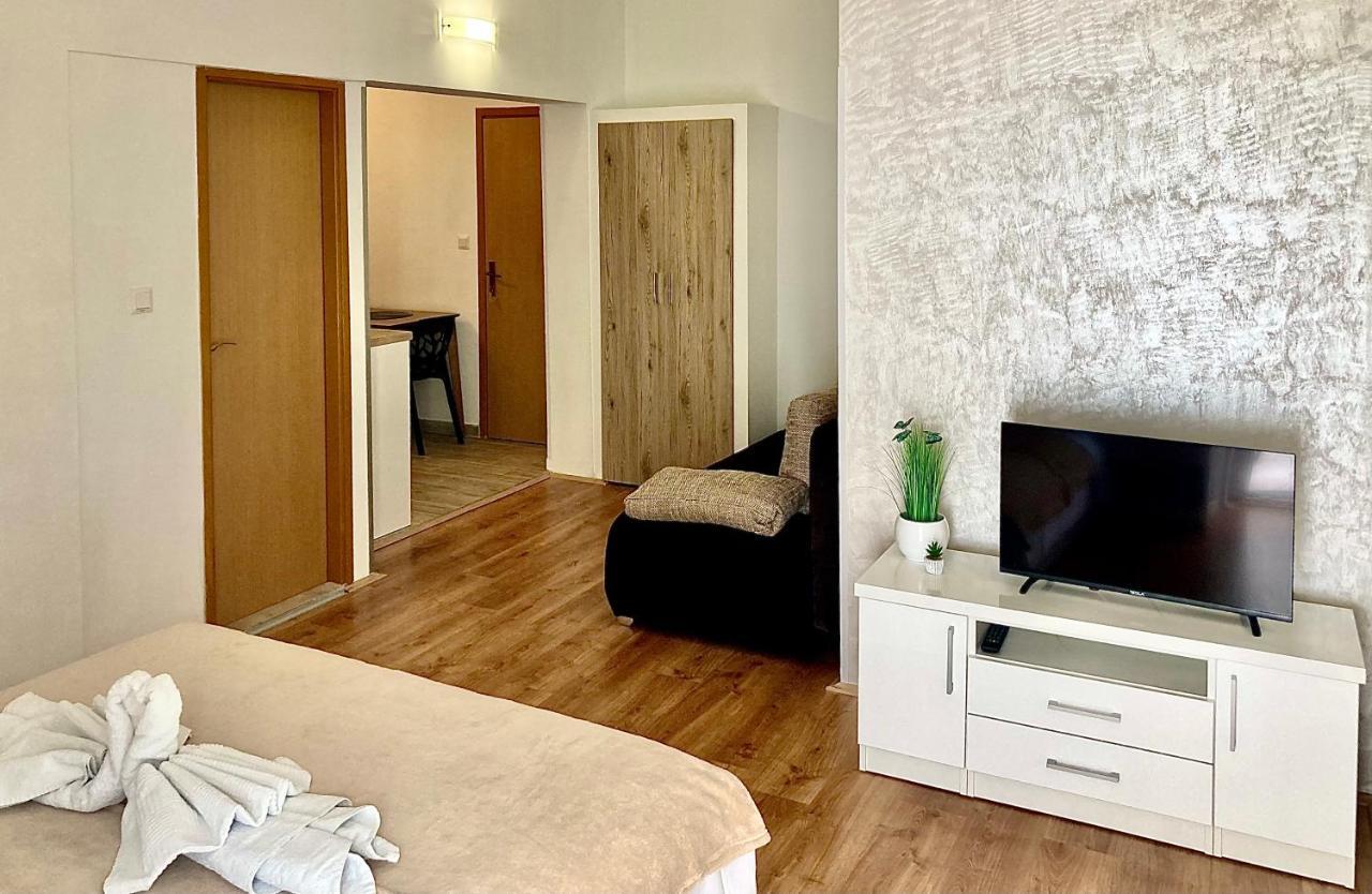 Apartma Mateljak Gradac (Split-Dalmatia)